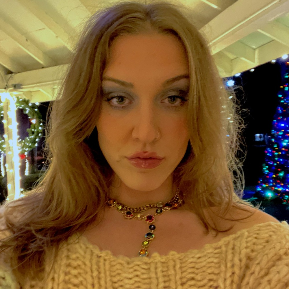 Meet your Posher, Hannah